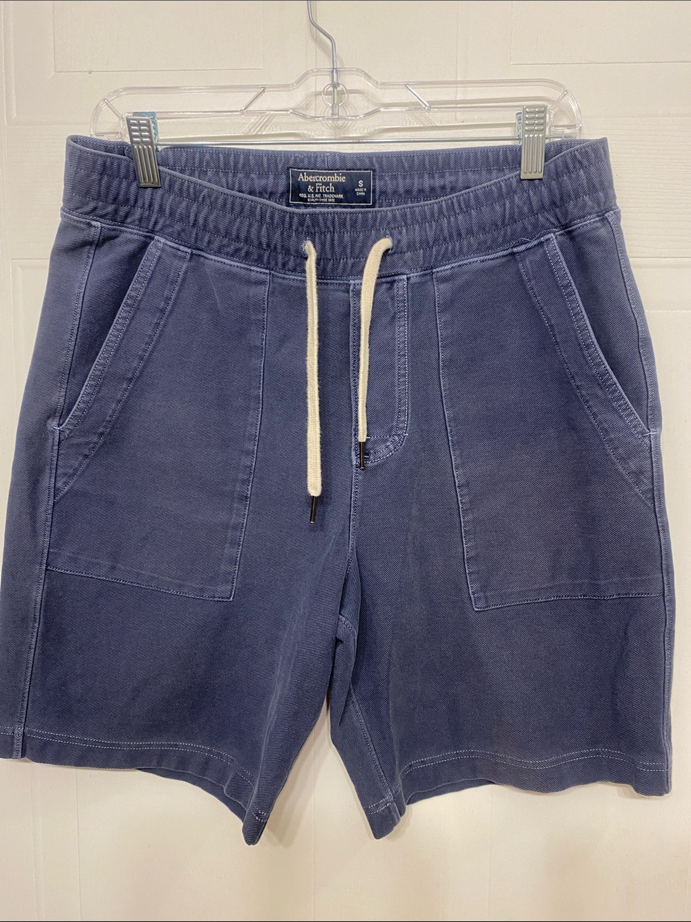 Abercrombie & Fitch Men's Indigo Drawstring Patch-Pocket Shorts
